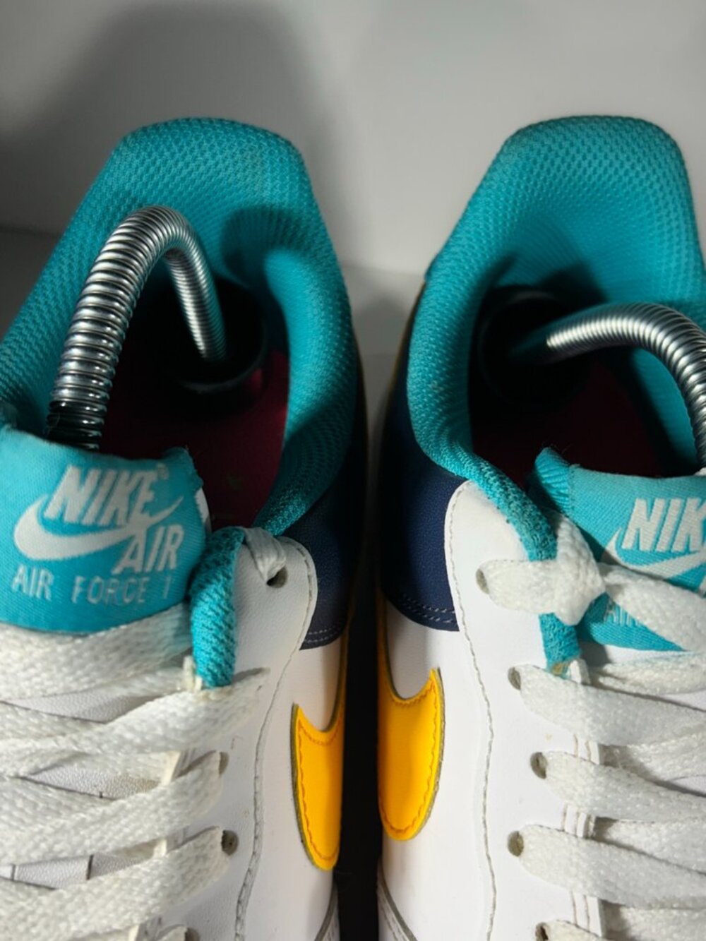 Nike Air Force 1 90s South Beach Mens Shoes Size 9.5 White Sneakers AF1 Thunder - Picture 3 of 12